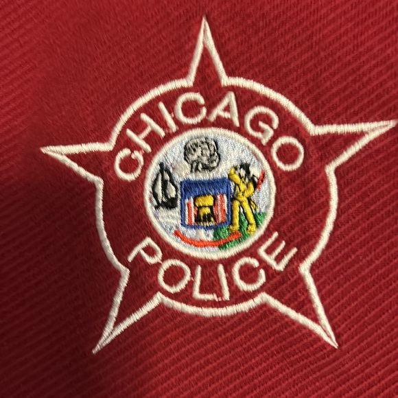 Ice thick polo no rips no tears or stains - Picture 2 of 4